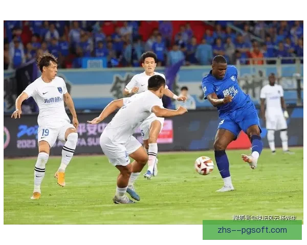 普茨林南通中场全力拼搏展现顽强精神与关键作用