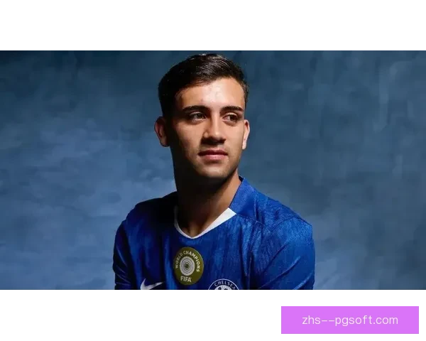 欧足联宣布下赛季欧战全面禁止球迷携带500ml以上塑料瓶入场